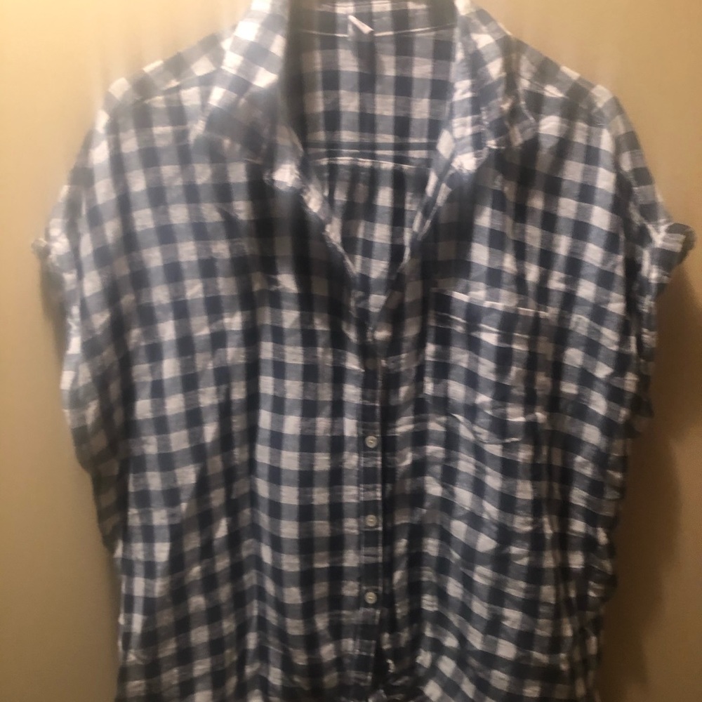 Old navy shirt